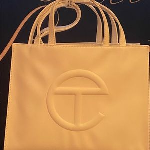 Teflar Medium White Shopping Bag,    SMOKE FREE- PET FREE HOME